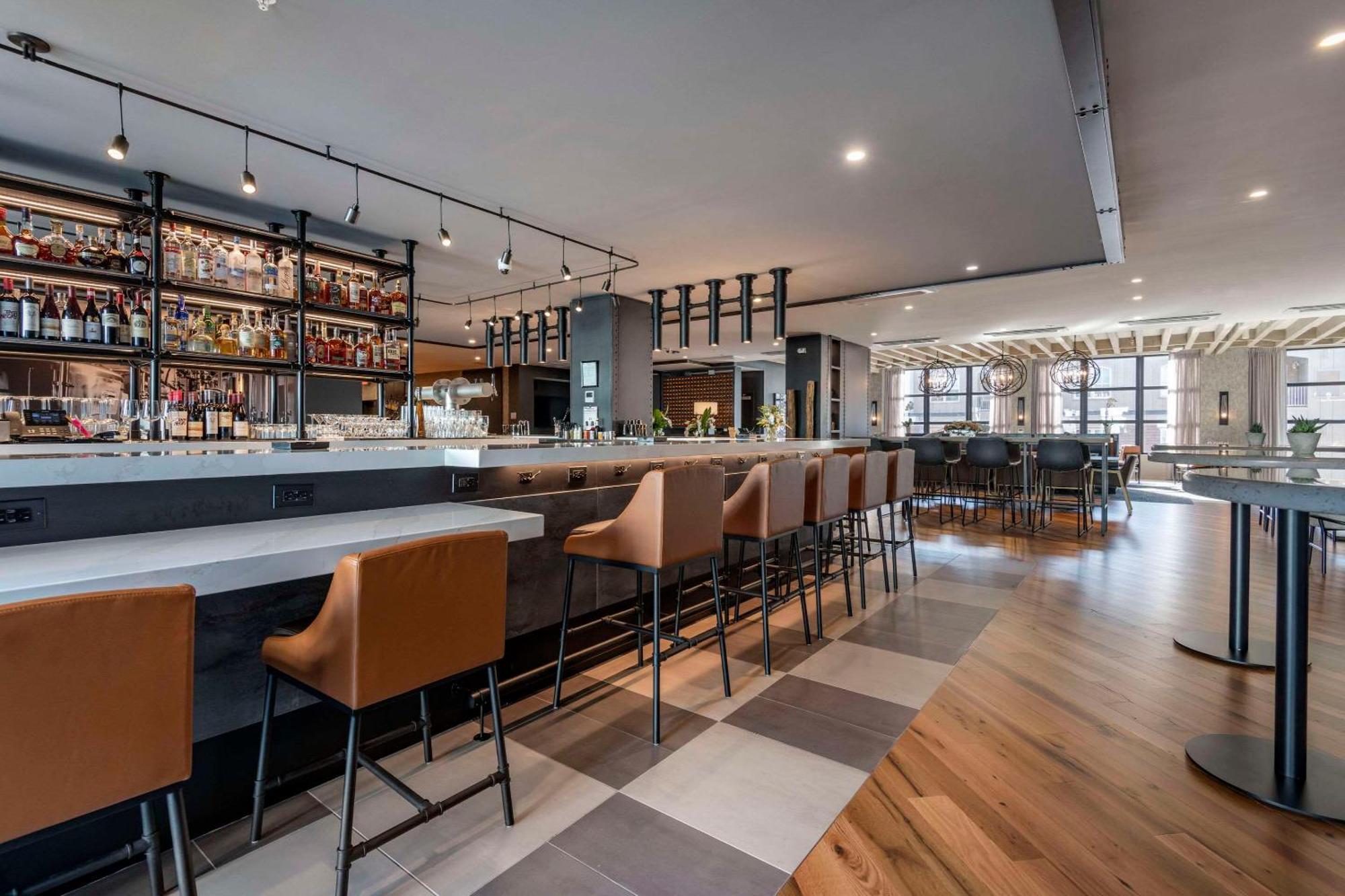 Cambria Hotel Portland Downtown Old Port Ngoại thất bức ảnh